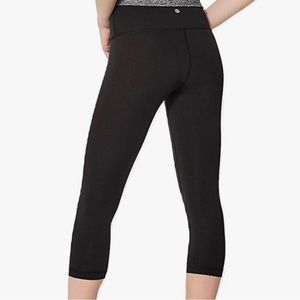 Like New Lululemon Wunder Under Highrise Crop